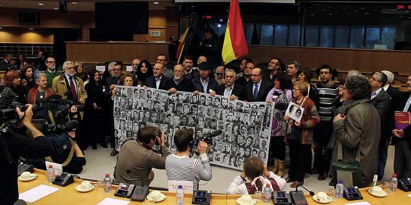 Vctimas del franquismo piden al Parlamento Europeo: Verdad, Justicia y Reparacin