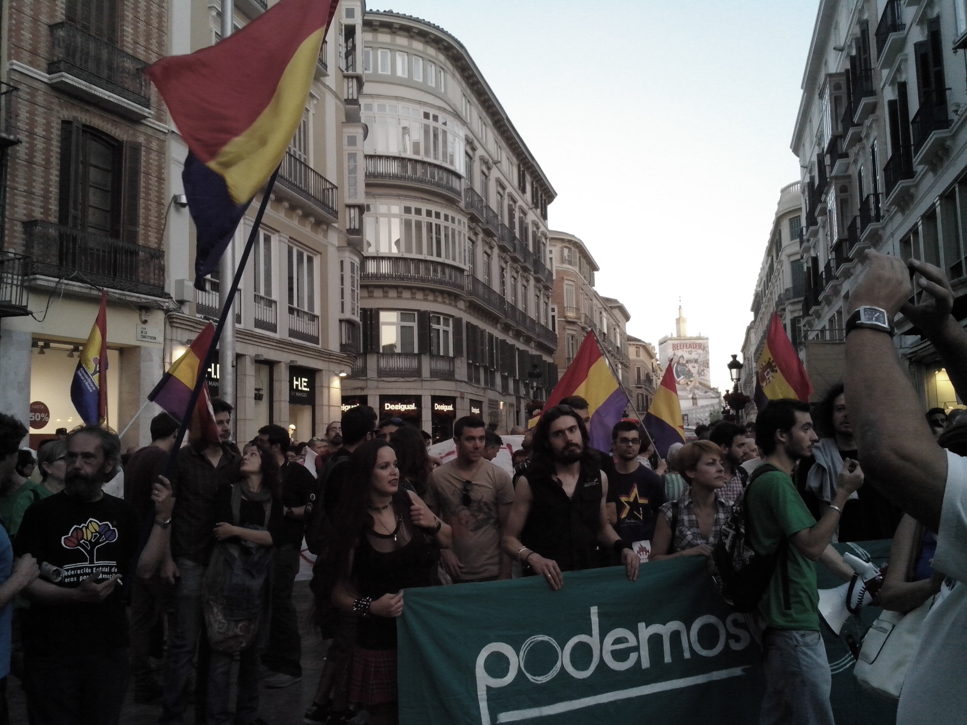 Portada de la galería manifestación republicana en Málaga 7/6/2014